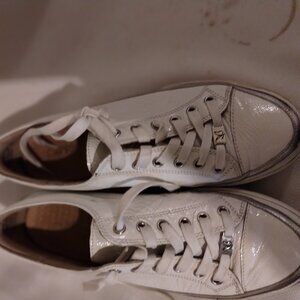 Caprice shoes SZ 8.5